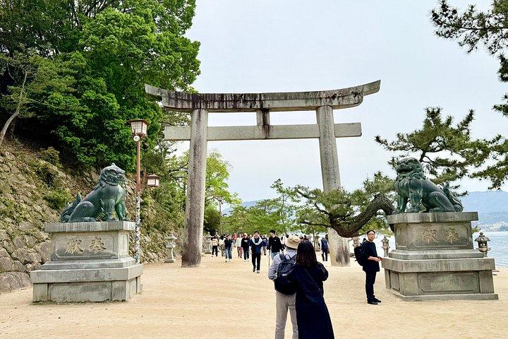 広島・宮島ユネスコ世界遺産プライベートツアー