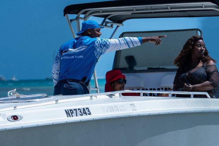 Synergy Adventure Tours biedt geweldige boten charters