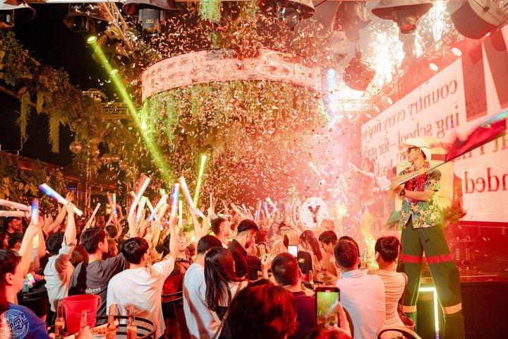スカイライト360スカイデッキ&ルーフトップビーチクラブアットハバナニャチャン