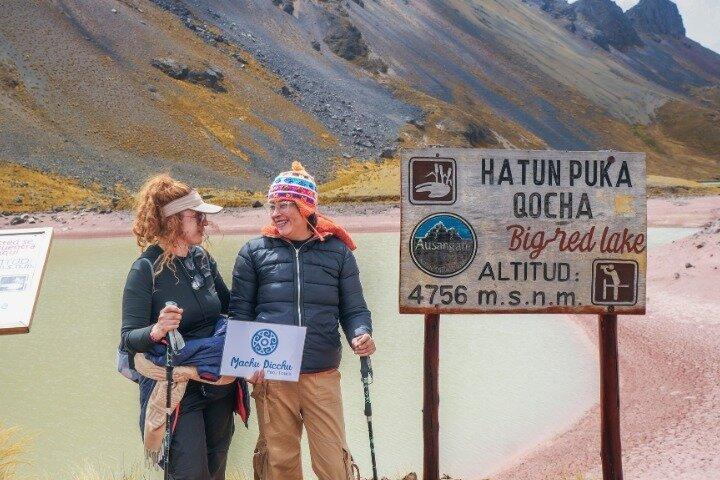 Excursão Ausangate 7 Lakes a partir de Cusco com café da manhã e almoço