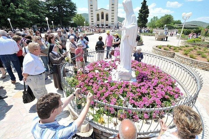 サラエヴォ発メジュゴリエ巡礼ツアー-聖ヤコブ教会訪問