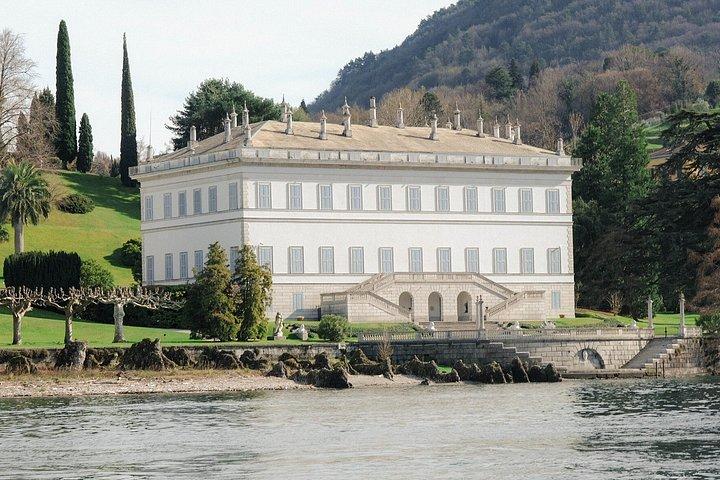 Experience Private 5-hour boat tour on Lake Como