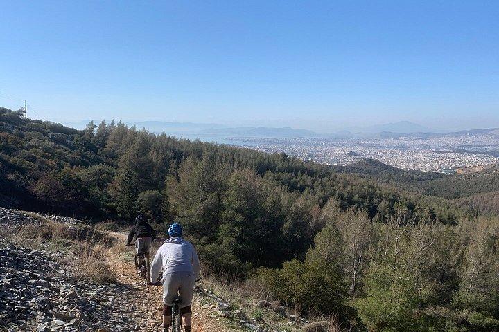 プライベート マウンテン バイク、アテネのイミトス山のトレイル ライド ツアー。