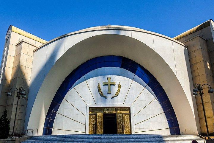 Tirana Old Town Highlights Private Guided Walking Tour