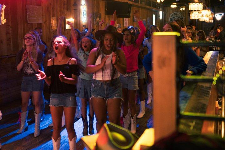 Line Dancing on Broadway + Beginners Level+ Souvenir Video