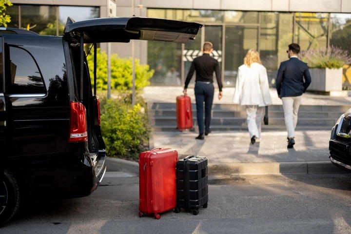 Transfer privato da Samarcanda a Tashkent con pickup dall'hotel