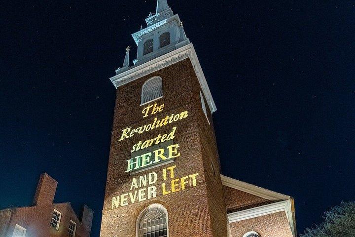 Boston Historic Pubs Tour mit Getränken und Verkostungen inklusive