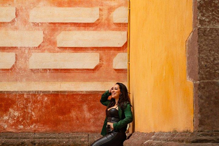 Art in Motion An Authentic San Miguel Photo Experience