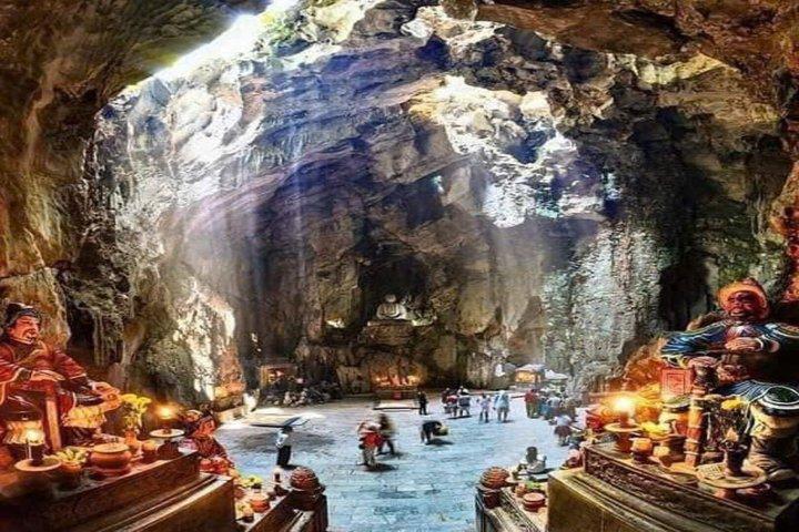 Hoi An /Da Nang : Marble Mountain - Monkey Mountain Tour