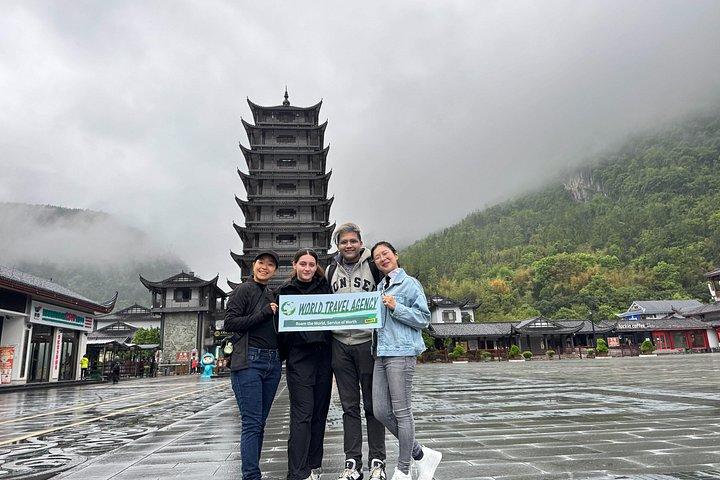 ミニグループ：1日張家界アバターMt&Tianmen&ガラス橋ツアー
