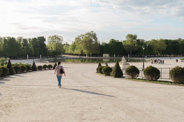 Paris : シックなパリのライフウォーキングツアー（画面で見る）