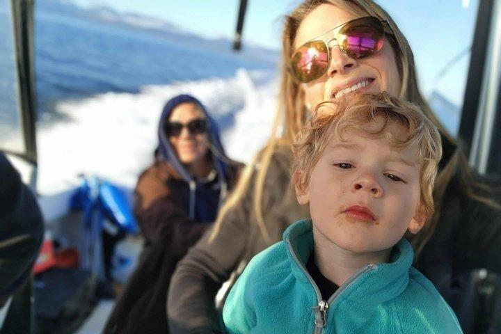 アラスカ州ケチカンでカスタマイズ可能なフィッシングチャーター