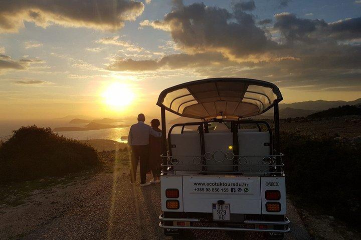 Dubrovnik E-Tuk Tuk Sunset Tour til Mount Srd