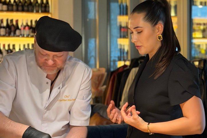 トビリシでの小グループのヒンカリとハチャプリの料理教室