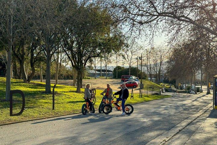 バルセロナモンジュイックEバイクツアー：城、景色＆見どころ