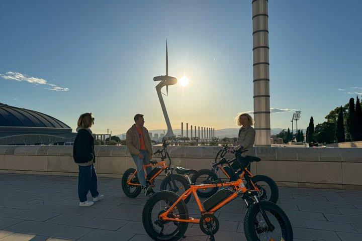 バルセロナモンジュイックEバイクツアー：城、景色＆見どころ