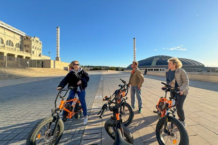 バルセロナモンジュイックEバイクツアー：城、景色＆見どころ