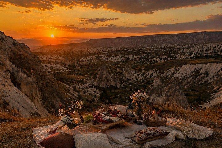 Romantic Sunset Picnic in Cappadocia