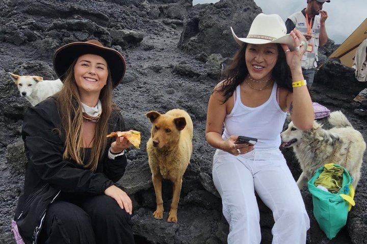 Epica escursione sul vulcano Pacaya con pizza e marshmallow