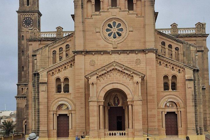 Gozo Full Day Tour with Private Driver