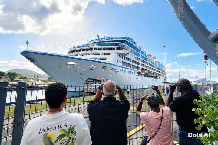 Unique Panama Canal & City Tour