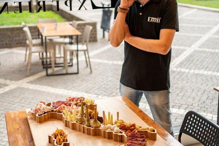 イタリア特許取得のシェイプボードでレッチェ・イタリア語・リージョナル・テイスティング