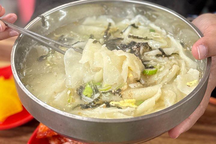 キムチキッチンズ釜山フードツアー10+試食付き