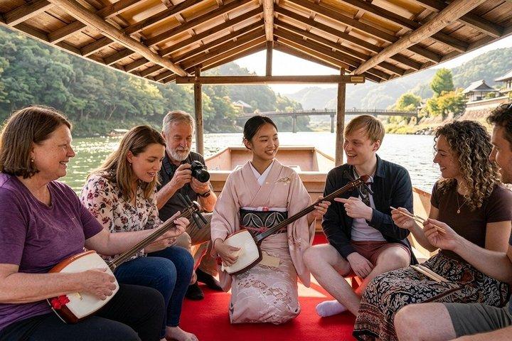 Tour de lujo en Arashiyama Barco privado, Geisha y tren