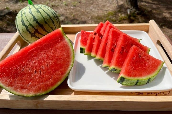 Seasonal Fruit Picking and Dream Cattle Farm Tour from Seoul
