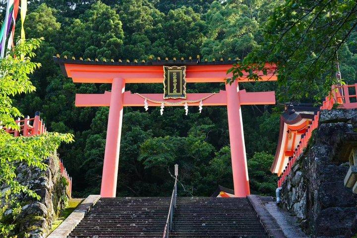ユネスコ熊野古道 3つの神社＆那智ハイキングを満喫