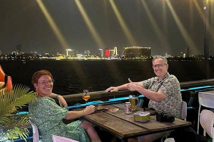 プノンペン・サンセットクルーズ（ビール飲み放題＆BBQビュッフェ付）