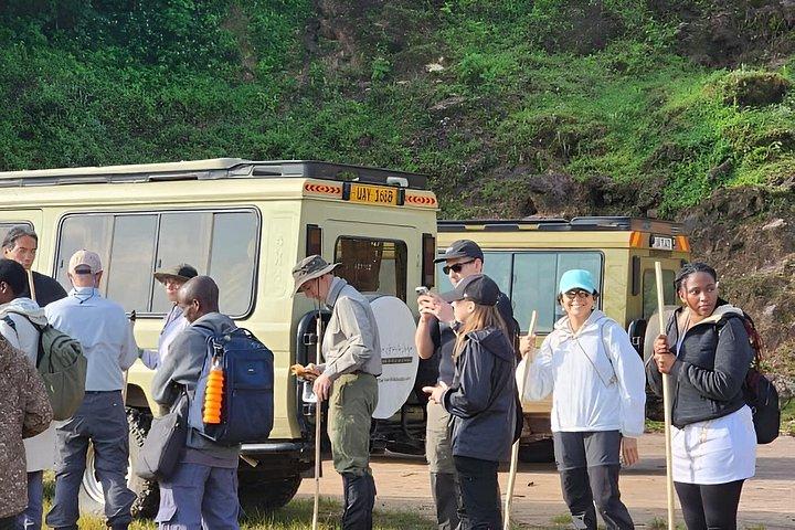 Private 3 days Gorilla tracking Bwindi and Lake Bunyonyi