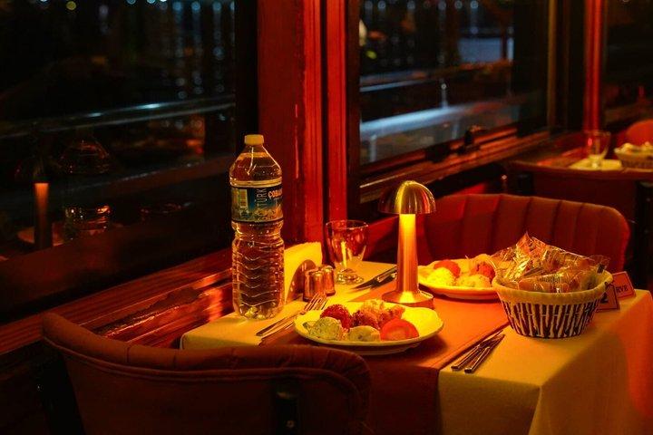 Istanbul Bosporen Middagskryssning & Turkisk nattshow