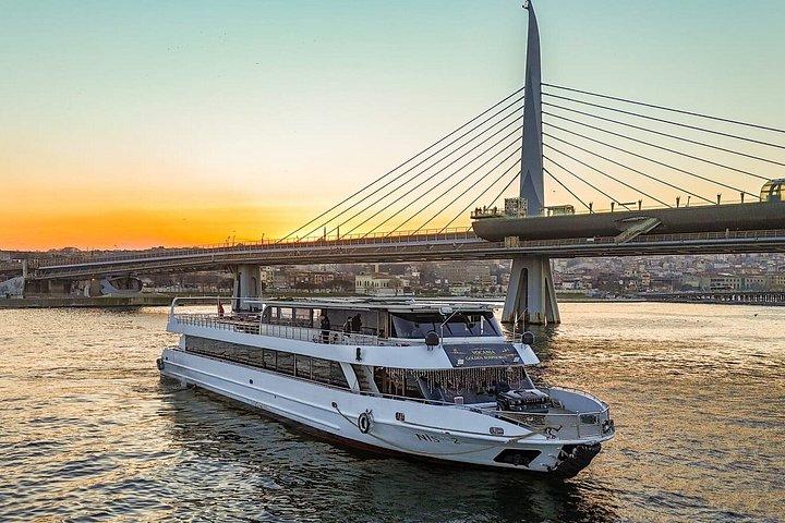 Bosphorus Dinner Cruise Turkish Night Show Alcoholic Drinks