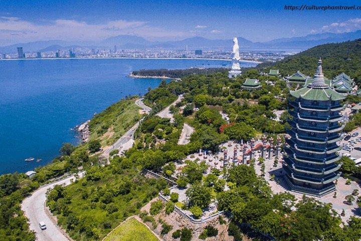Visita della città di Da Nang e Ba Na Hills Golden Bridge 2 Day Tour