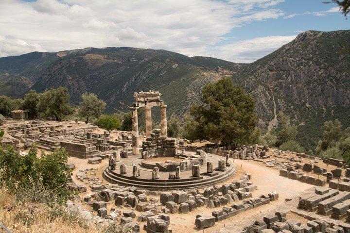 Delphi and Arachova full day Private touring experience