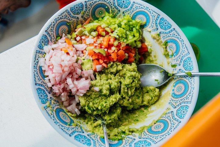 オープンバーと軽食付きの小グループ シュノーケリング クルーズ