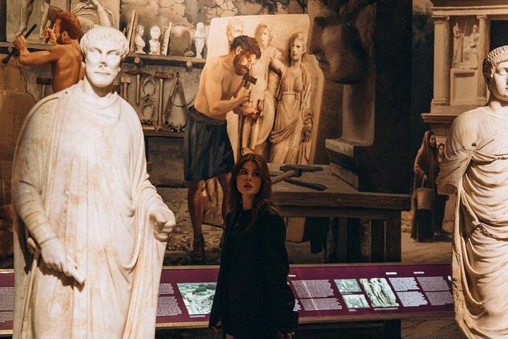 Colosseum + Vatican Museums and Sistine Chapel Guided Tour