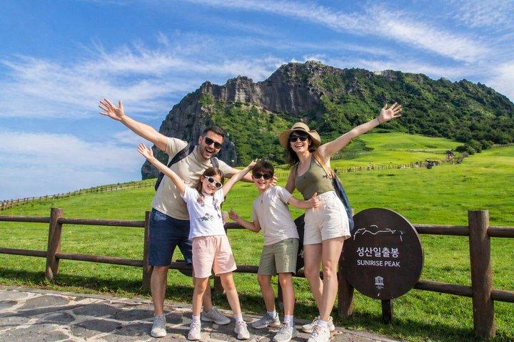 Journée complète personnalisable Jeju Private Tour avec guide touristique agréé