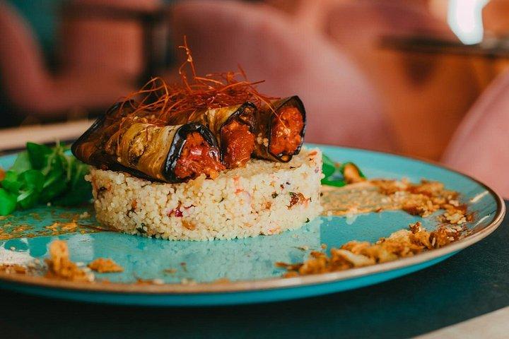 Taste Split: Traditionel mad og historie tur