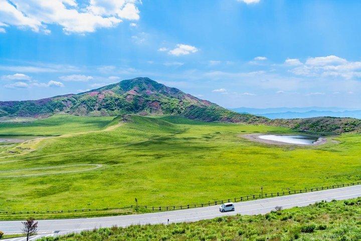 Mt. Aso Day Tour: Kusasenri, Kurokawa Onsen & Kamishikimi Shrine