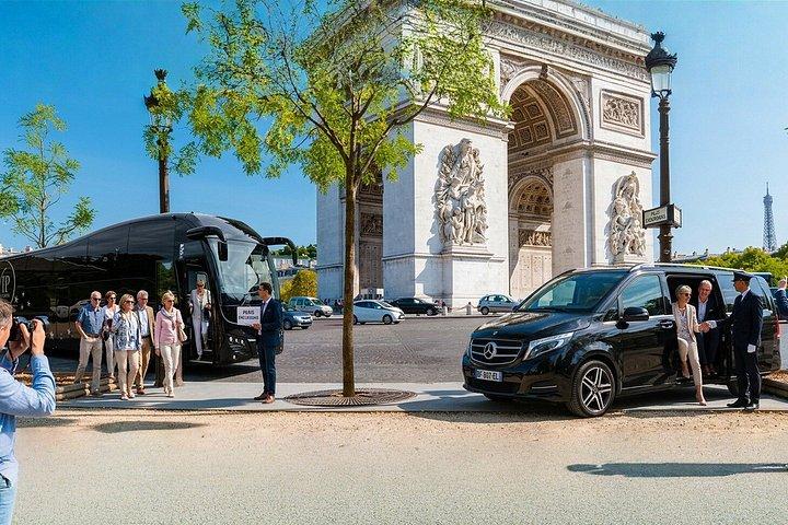 Shared Group Transfer from Le Havre to Paris