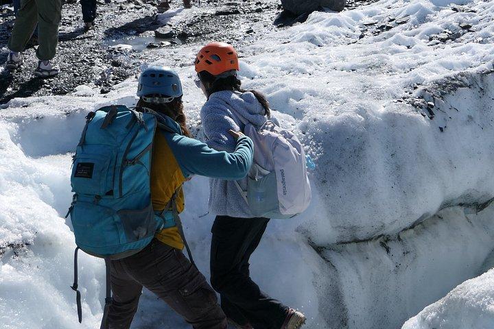 REMOTE - マタヌスカ氷河での氷河ハイキングアドベンチャー
