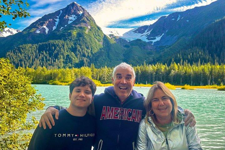 Wilderness, Wildlife & Glacier Experience