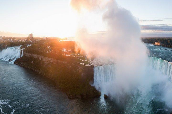 All Inclusive Niagara Falls Canada Tour with Buffet Lunch