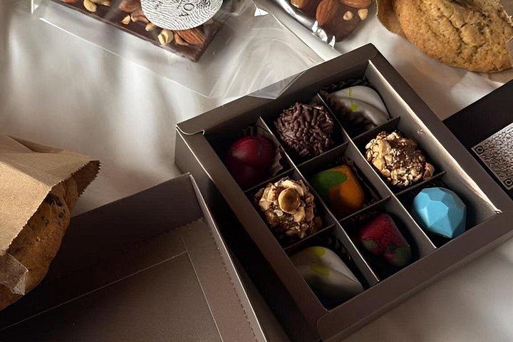 セントルシアシグネチャーチョコレート作りと竹のラフティング体験