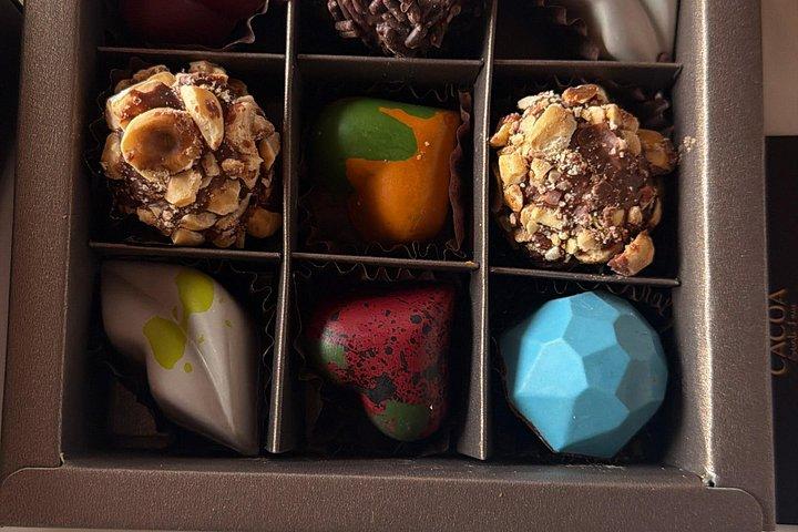 セントルシアシグネチャーチョコレート作りと竹のラフティング体験