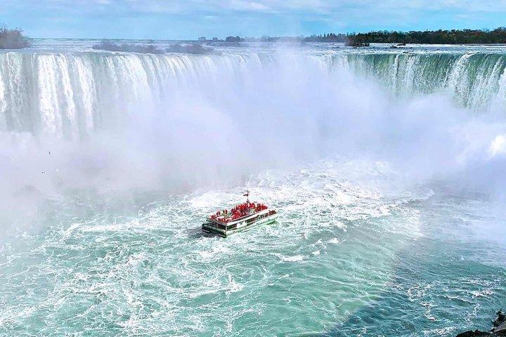 All Inclusive Niagara Falls Canada Tour with Buffet Lunch