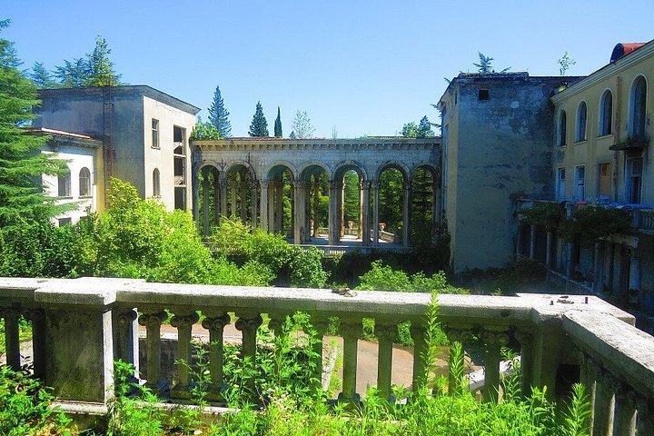 Abandoned Sanatoriums & Chiatura Cable Cars