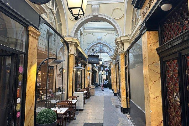 Passagens Escondidas e Paris Bites Food Tour